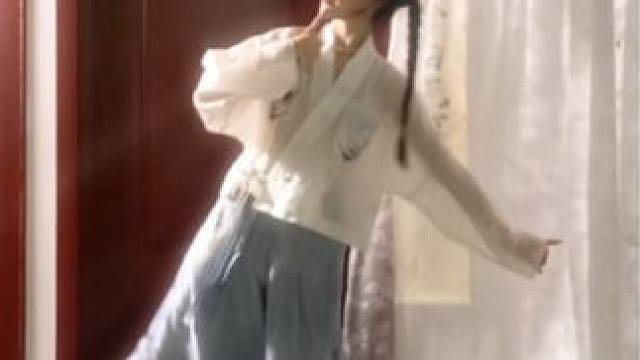 轮到我幼稚了～ #浅跳一下 #二年级舞蹈