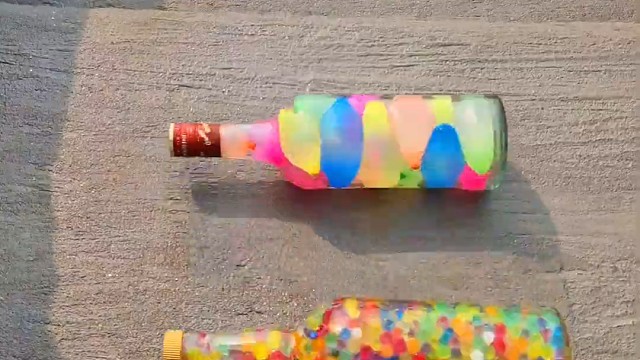 楼梯滚瓶子爆破解压时刻