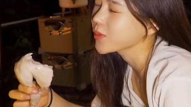 难得天气这么好，带着宠物去户外露营煲鸡汤。#户外露营 #解压