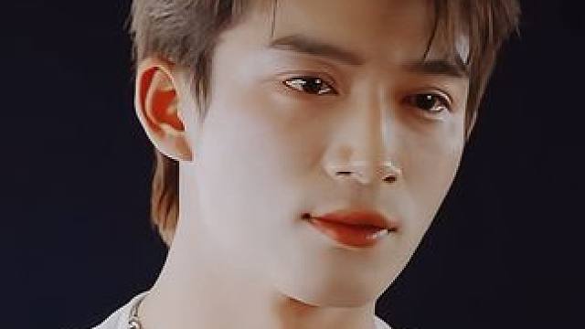 “第二棒也行”月月总有种治愈人的能力 她总能把他逗笑 #沈月 #王星越