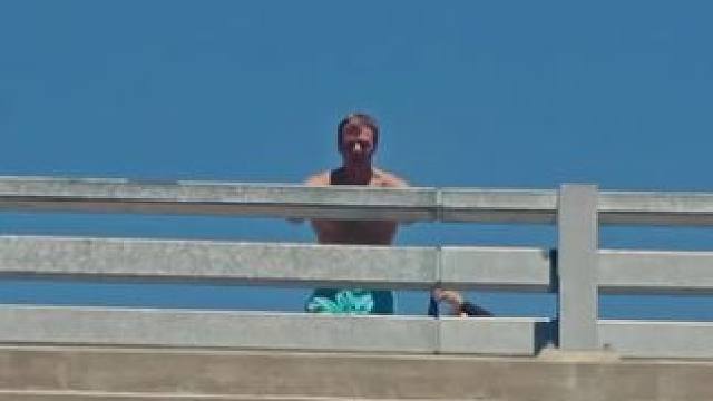 此刻，敬自由 #此刻自由和快乐更胜一筹 #户外跳水 #悬崖跳水 #跳水 #极限运动