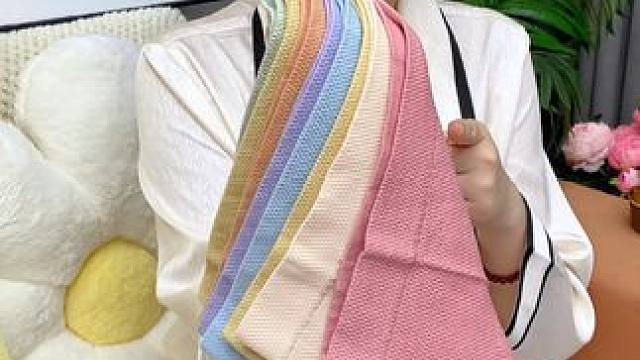 这个女士艾草内裤穿着太舒服了 又亲肤又透气 温感底裆 现在这价给10条了 赶紧薅#超便宜超划算  #