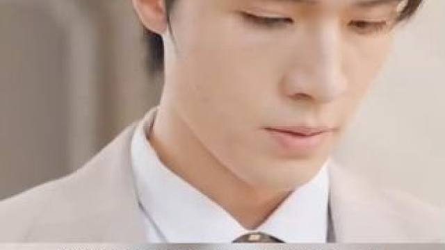 点击左下角下载西瓜视频，搜索《律师女王》精彩后续马上看#短剧  #短剧推荐