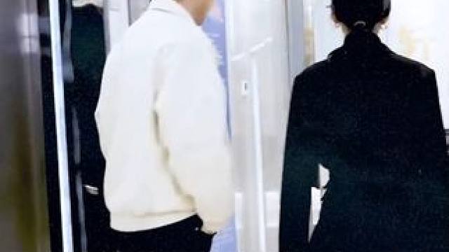 点击左下角下载西瓜视频，搜索《律师女王》精彩后续马上看#短剧  #短剧推荐