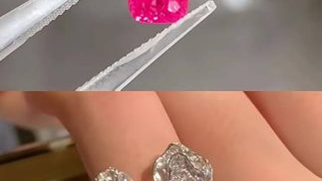 1.75ct绝地武士红尖晶石
霓虹感满满，没有暗域，行走的小灯泡！小仙女必入，荧光感十足，特别吸睛，