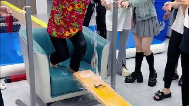 爆笑办公室 #办公室游戏 #欢乐办公室 #趣味游戏 #气氛搞起来