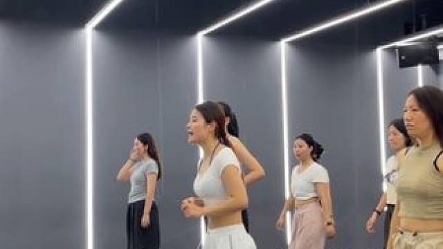 #大陈唯舞 #运城 #爵士女孩 这个暑假，感受一下跳舞的快乐吧，是你想象不到的#学舞蹈的女孩 #舞蹈