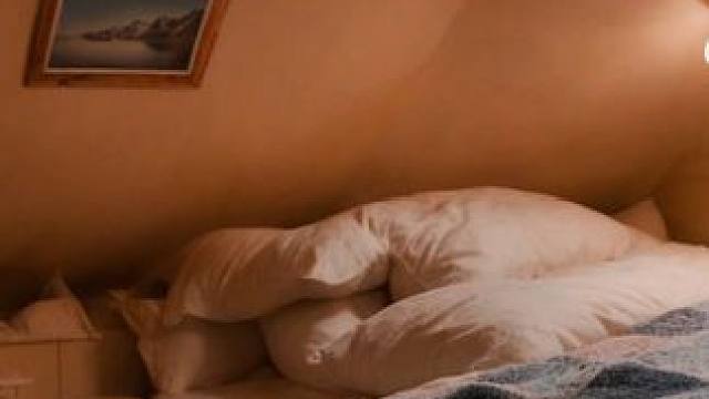 暴风雪天，在这个温馨小屋里，伴随风雪声，放松入眠 #白噪音 #助眠声音 #睡眠音乐 #助眠视频 #深