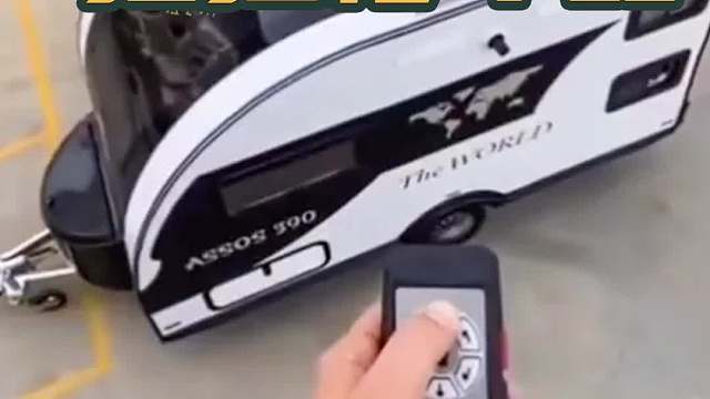 8.9上海房车展：拖挂房车挪车神器来了~再也不用费老大劲了
