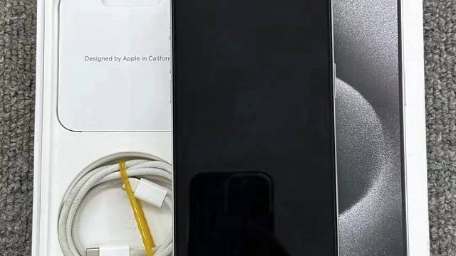 今天刚收到一台精品苹果15pm