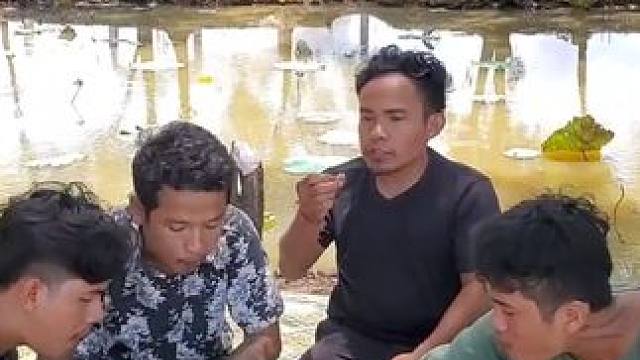 来来来吃饭了 #农村生活 #原始美味 #农村美食 #乡村味道 #户外露营