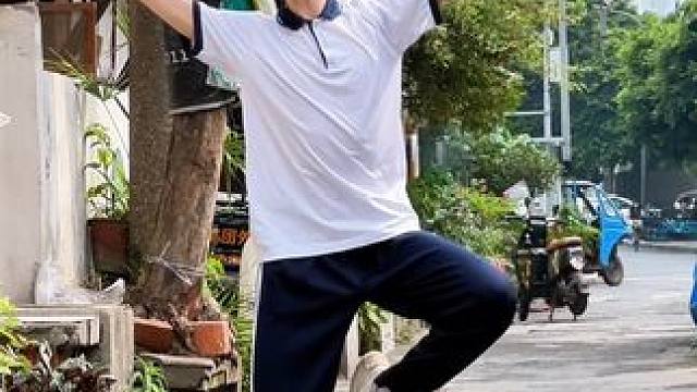 待梨花落尽 便是情圆之时 #男高 #零落 #古典舞