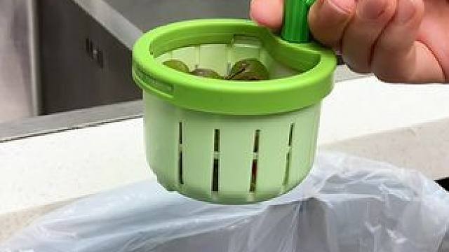 有了这个水槽过滤网，再也不用担心堵塞下水道，清理水槽垃圾也不怕脏手了#水槽过滤网