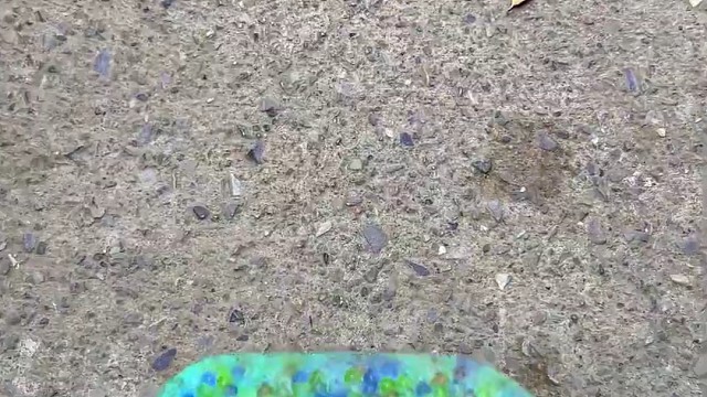 楼梯滚瓶子爆破解压时刻