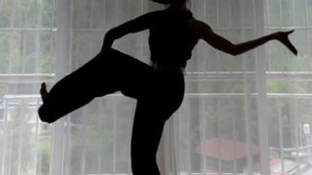 洗脑了 #逐客令 #舞蹈 #翻跳 #傣族舞