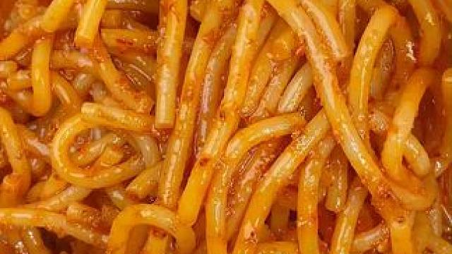 用水不用煮，摇一摇撕开就能吃的魔芋凉面，也太方便了吧！#速食美食 #妈呀太香了 #好吃到停不下来