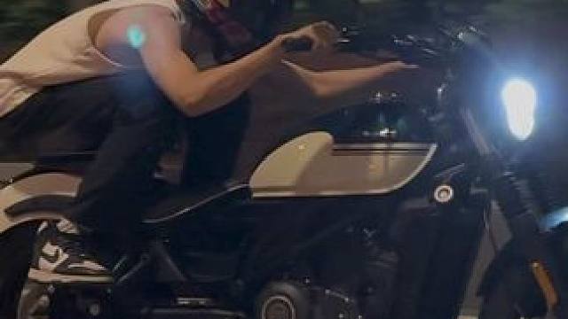 原来复古巡航的后座是这样使用的 