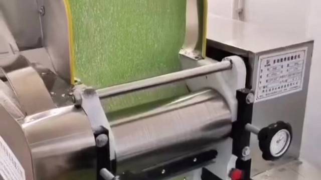 菠菜云吞和，果蔬馄饨皮