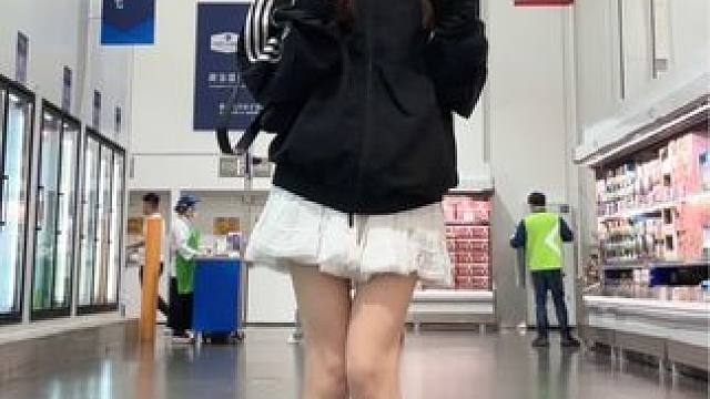 马哈马哈 #浅跳一下 #马哈马哈舞蹈 #ootd穿搭 #今天穿什么