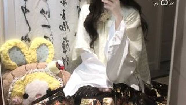 「^>⸝⸝⸝⸝<^」 #甜妹统治世界 #氛围感 #无法拒绝温柔感小裙子 #中华风 #甜妹