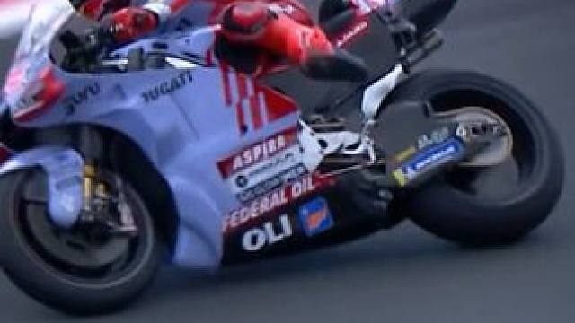 荷兰站练习赛 马奎斯入弯差点就摔了#motogp #摩托车比赛 #赛道