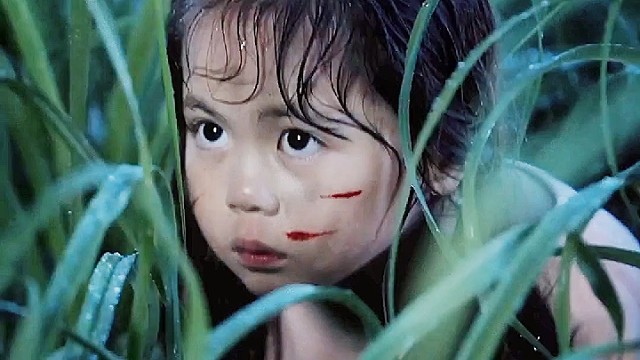 小女孩竟被狠心的爸爸抛弃！