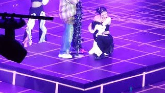 翻视频结果开始聆听我破防的声音！
王一珩你小子 还要猜多少遍#王一珩 
歌很好听 下次不许再猜了