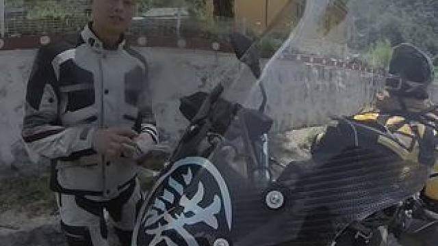 又是人在囧途的一次出行#摩旅西藏 长途#摩旅 还得换个稳定可靠伙伴，兄弟们有没有合适的#ADV 推荐