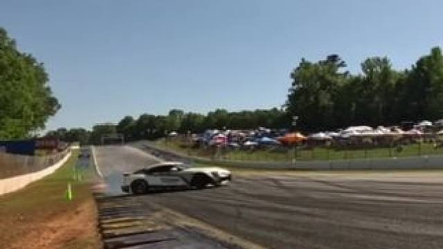 如果生活沉闷，那就飘着走，因为横着飘起来才有风#极限运动 #赛车