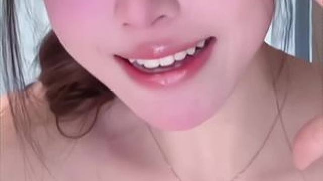 艾特你压力大的兄弟来看甜妹百变小晨 #完美身材 #甜系女孩 #甜妹 #百变小晨