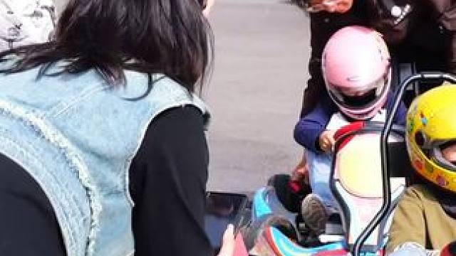 看到孩子满脸笑容，就知道这个地方来对了#亲子时光 #赛车 #机车 #儿童卡丁车 #卡丁车漂移