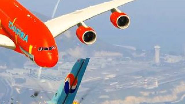 航线错乱导致两架飞机撞在一起#飞机