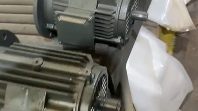 生活的底色本就是人间烟火，有脚踏实地的努力