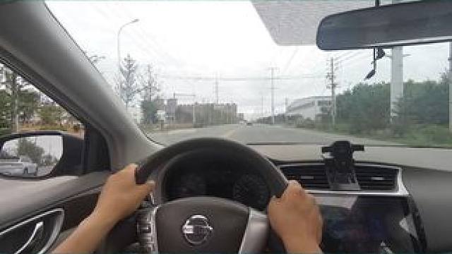 谁说三大妈动力不足，照样连续超越路上的汽车 #驾驶技巧 #开车技巧