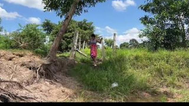 玉姐抓鱼 #东南亚玉姐 #东南亚矮子 #东南亚矮子老婆 #户外捕鱼