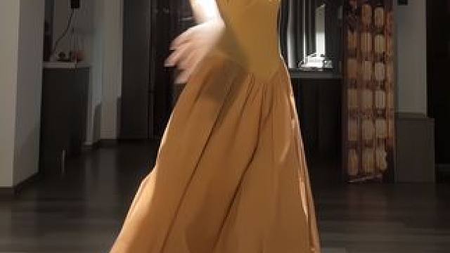 #舞蹈 我是人间客 闲来听花落～#寻茶 #国风 #甜妹