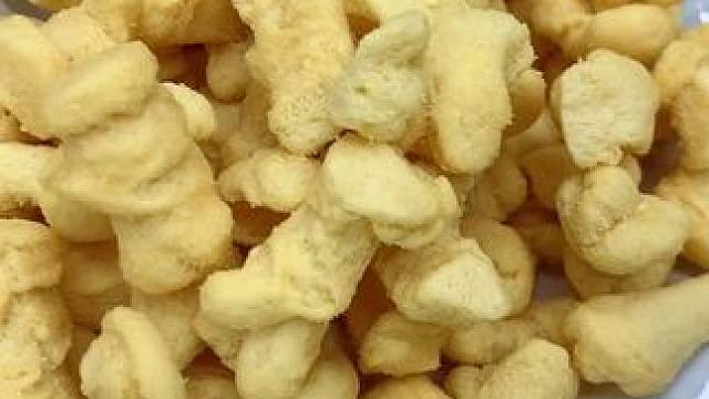 比爆米花还好吃的干酪酥!浓郁的芝士香搭配玉米的清甜，真的一口惊艳!!#超便宜超划算 #好吃到停不下来