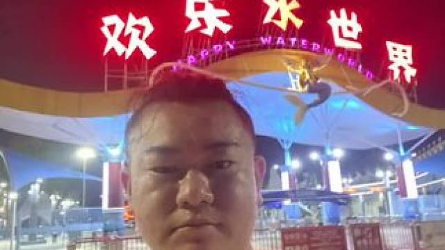 #生活百般滋味你要笑着面对 #每个人都在奔赴各自不同的人生 #你要适应这个世界所有温度 #出来走走放