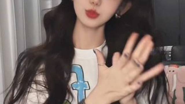 想看你最喜欢的表情包 很有意思的那种～ #bubibu #Apink #甜妹本命手势舞