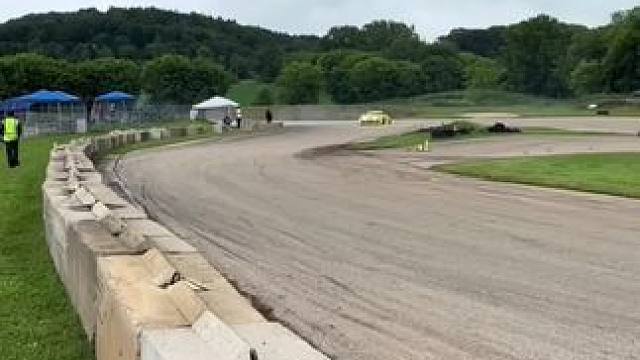 烧胎进行中#漂移 #速度与激情 #赛车 #烧胎