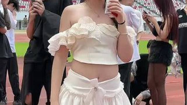 #上班族的生活时尚大秀 #这谁顶得住啊 #甜美女孩 #夏天的味道 #你要怎么抵抗我