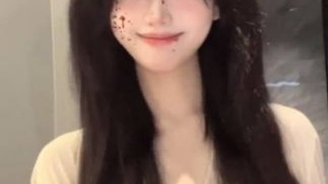 #变身甜妹抓住你的心 #甜妹本命手势舞 #kisskiss