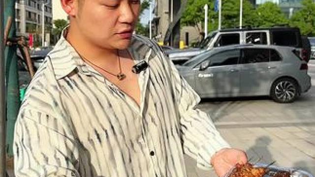 8.8 10串羊肉串 79.9代100无限叠加使用的烧烤店又找到了，太合适了#小龙虾小龙虾吃起来 #