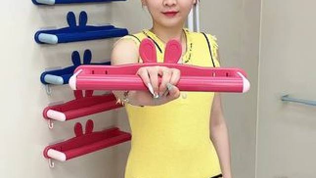 #可伸缩拖鞋架  鞋拖鞋用它收纳不占空间，还能挂毛巾，卫生间干净整洁多了#免打孔  实用省空间 #收