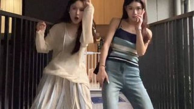 看我如何金蝉脱壳#低脂小视频 #腼腆害羞内向社恐文静小女生 #气氛组就位