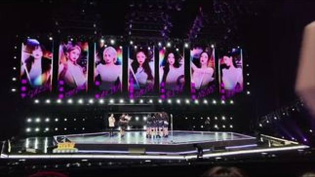 糖妹们成团四周年快乐 毕业两周年快乐❤️❤️❤️#硬糖少女303 #向全世界安利 #硬糖少女303四