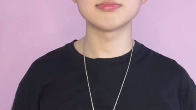 等你的回答手势舞