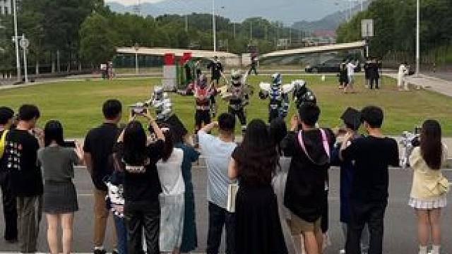 被江农的铠甲勇士帅到走不动路了#铠甲勇士 #帝皇侠 #校园 #毕业季