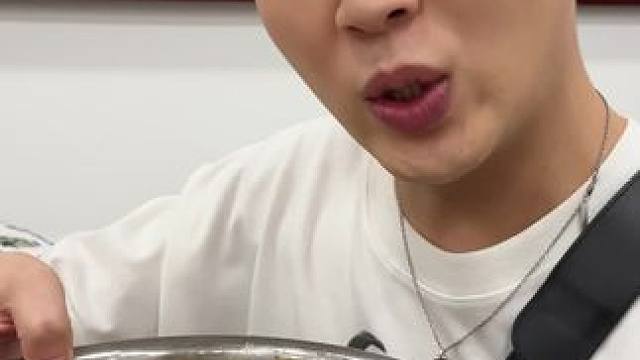 西安 满满的碳水满足了。