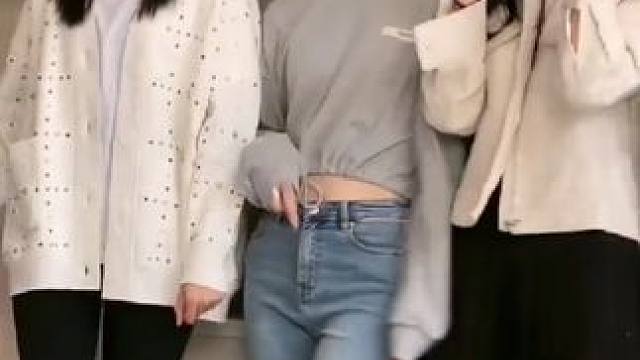 #模特美女 #街拍美女 #邻家女孩 #车模 #全网笑容最治愈女孩